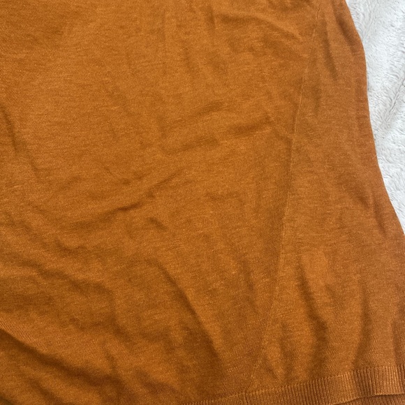 🍋 Vince Light Knit Pumpkin Spice Sweater Top Size M - Picture 4 of 7